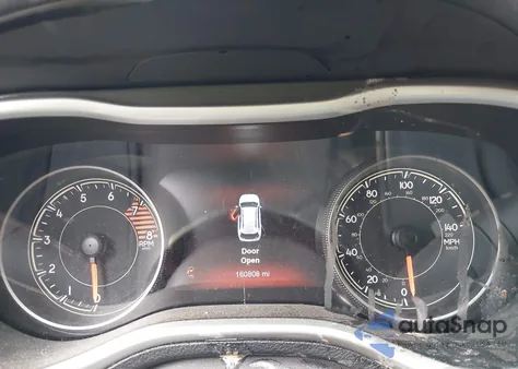 2017 Jeep Cherokee Trailhawk 4X4 z USA, uszkodzony, nr VIN 1C4PJMBS9HW668776